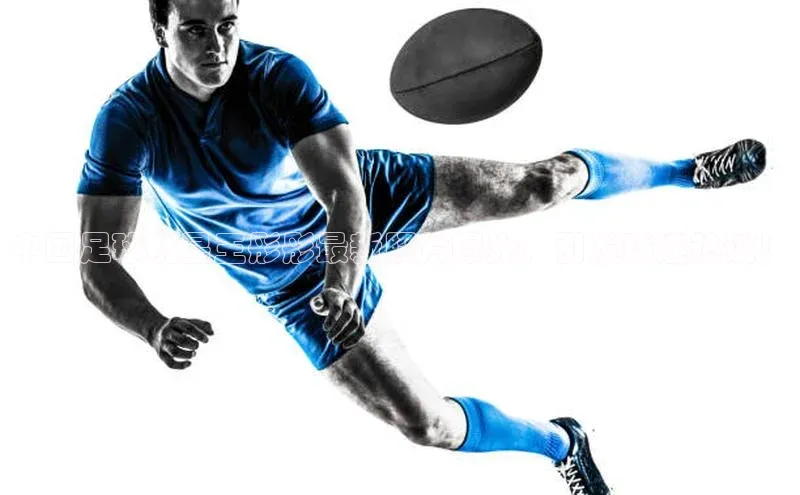 极悦官方网百度众测中国足球明星王彤彤最新照片曝光，引发球迷热议！